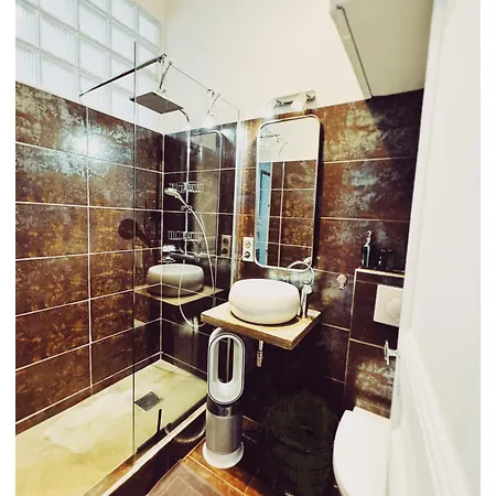 Appartement Bourgeois A 5 Min A Pied Du Centre